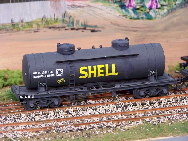 Shell tank